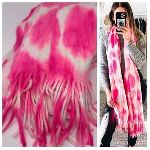 NWT Pink & White TieDye Scarf Oversized Pashmina Wrap - Barbie Pink Steve Madden